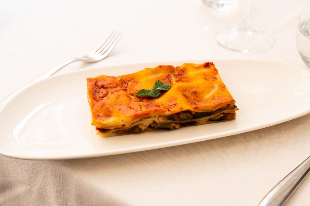 Rich results on Google's SERP when searching for "Lasagna"